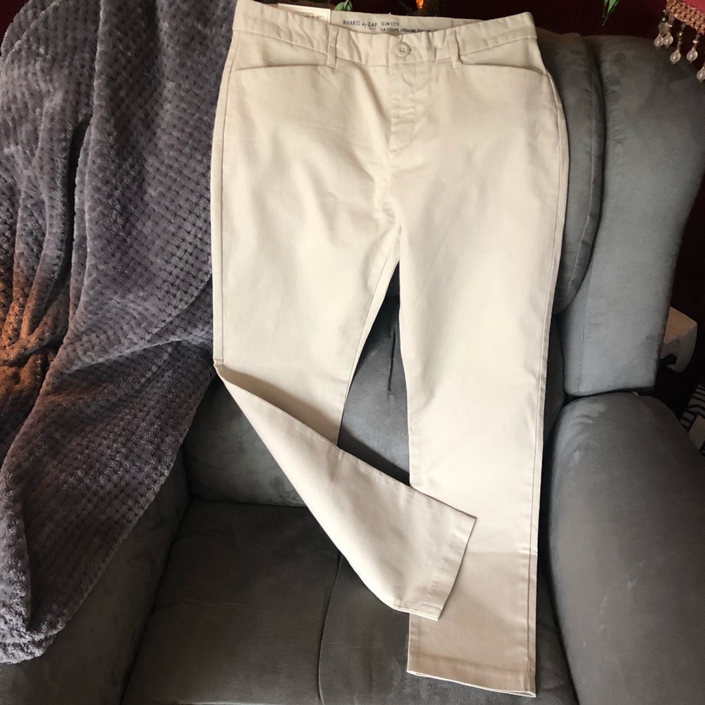 NWT Gap Slim City Crop Tan Khaki Chinos
